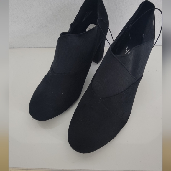 impo Shoes - Impo Womens Tahlia Black Faux Suede and Knit Heel Ankle Boot Size 7M - NEW